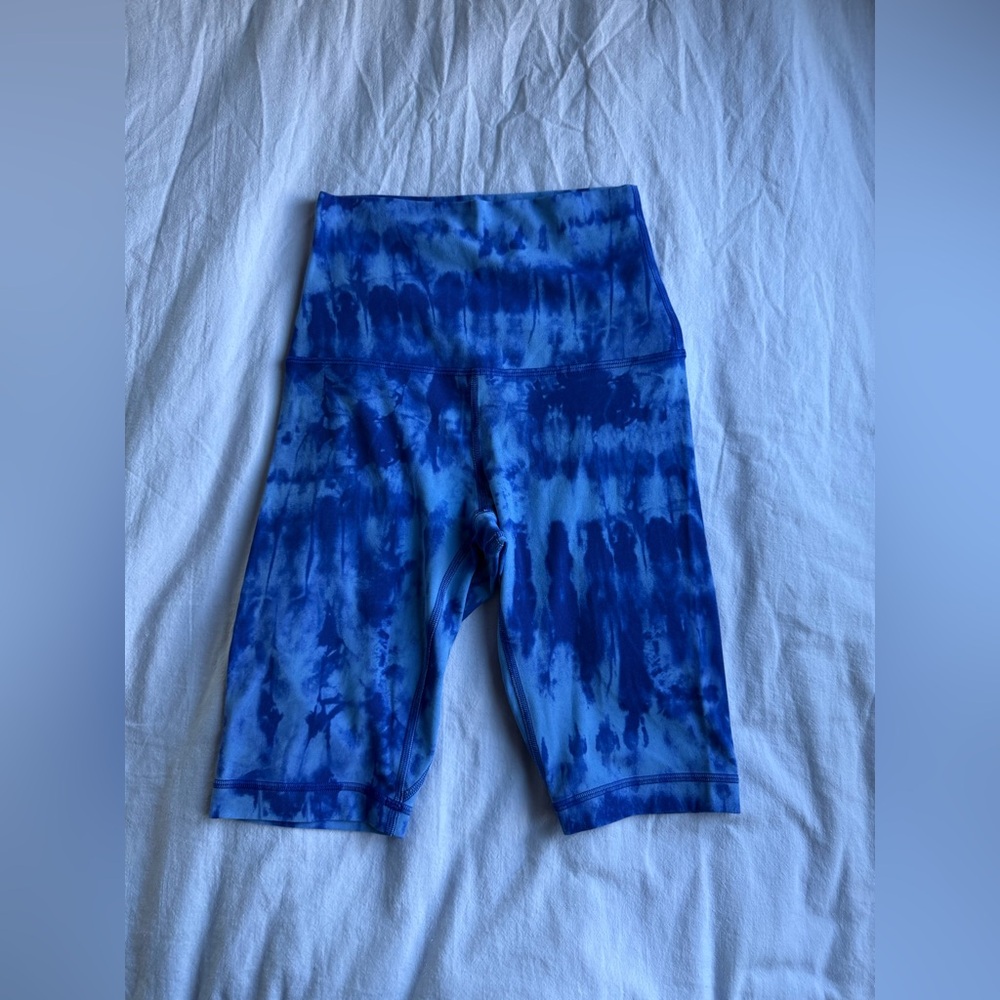 Lululemon Align Super High Rise Shorts - Picture 3 of 6